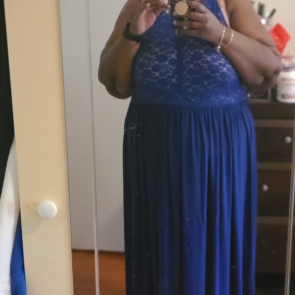 Laura Plus Lace and Sequin Navy Blue Maxi Floor Length Dress - Size 20 - Picture 7 of 13